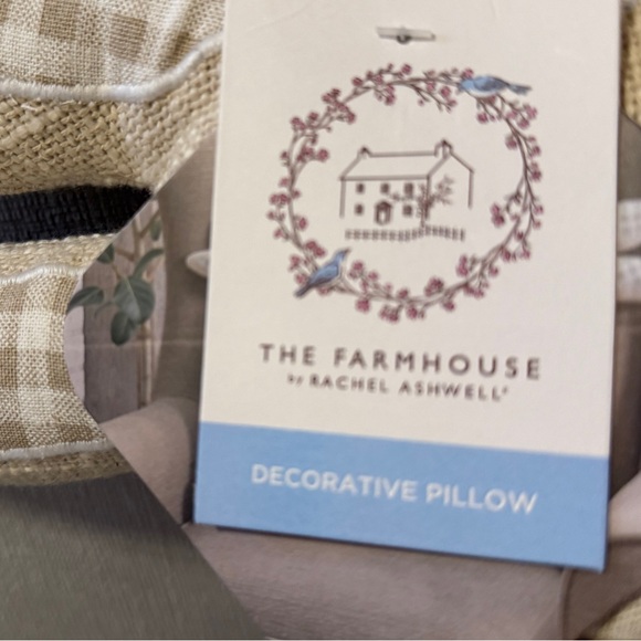 Cream Bunny Accent Pillow - NWT - Picture 12 of 16